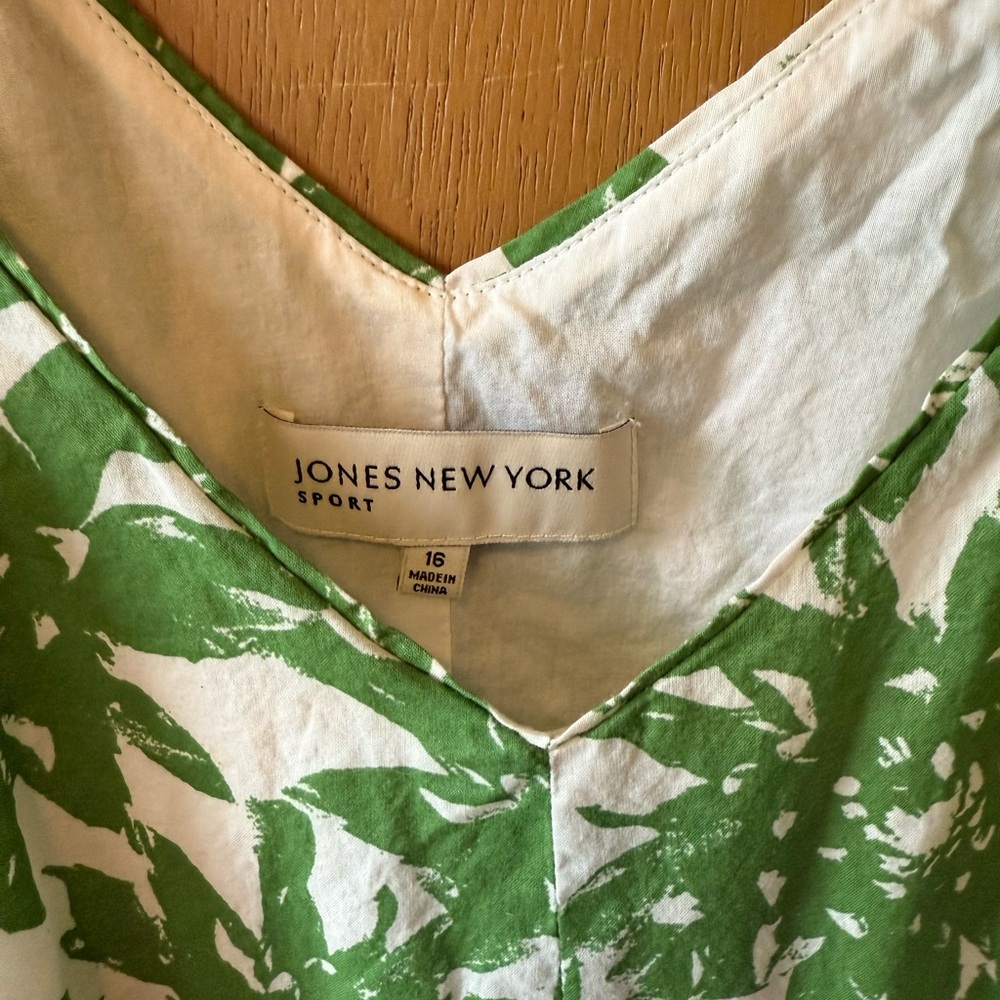 Jones New York Green and White Dress